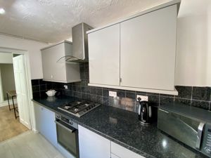 Kitchen- click for photo gallery